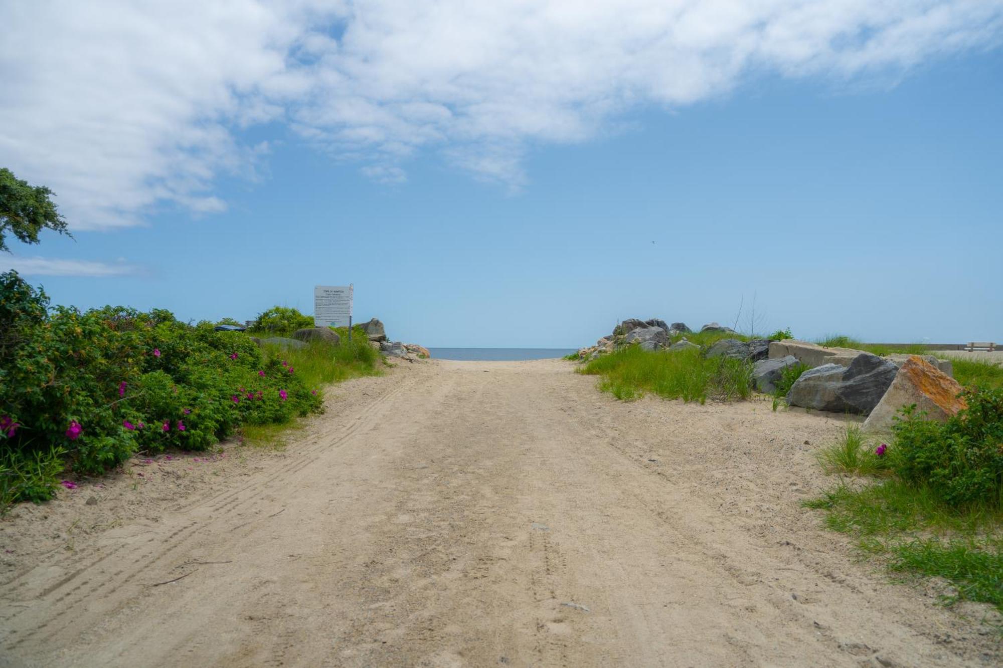 935 Ocean, A Beachside Inn 汉普顿 外观 照片